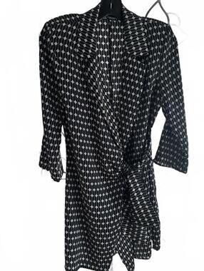 ZARA Printed Kimono Wrap Blouse/Tunic  3/4 Sleeve Black & White Pattern - Medium